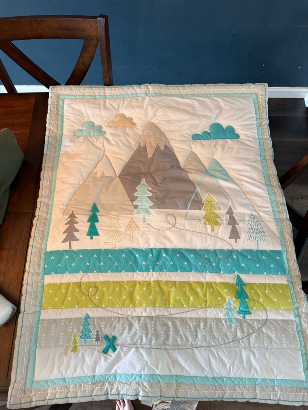 Cloud Island Mountain Quilt - White, Teal & Lime